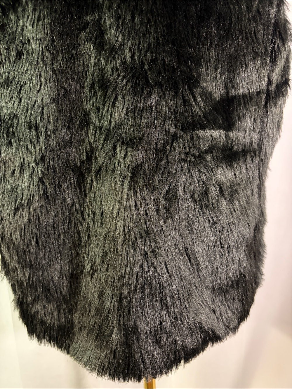 Gap True Black Faux Fur Open Front Vest - Picture 14 of 16